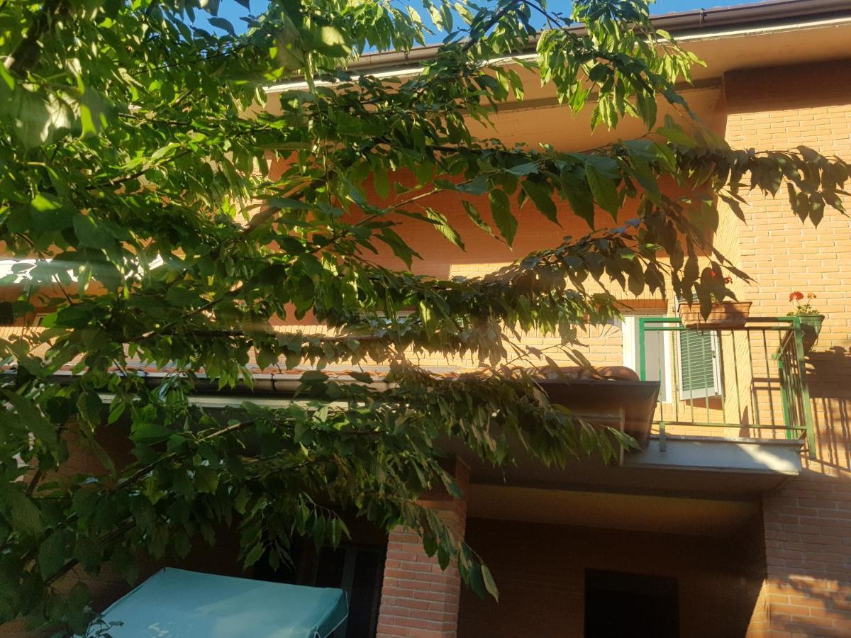 La Quercia Fiorita Hotel Trivolzio Szoba fotó